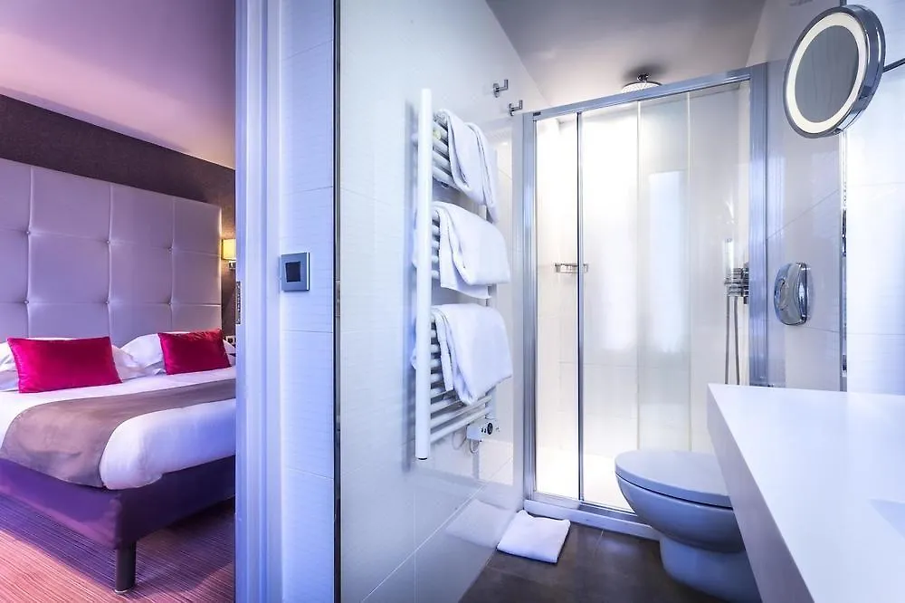 Opéra Marigny Hotel 4*
