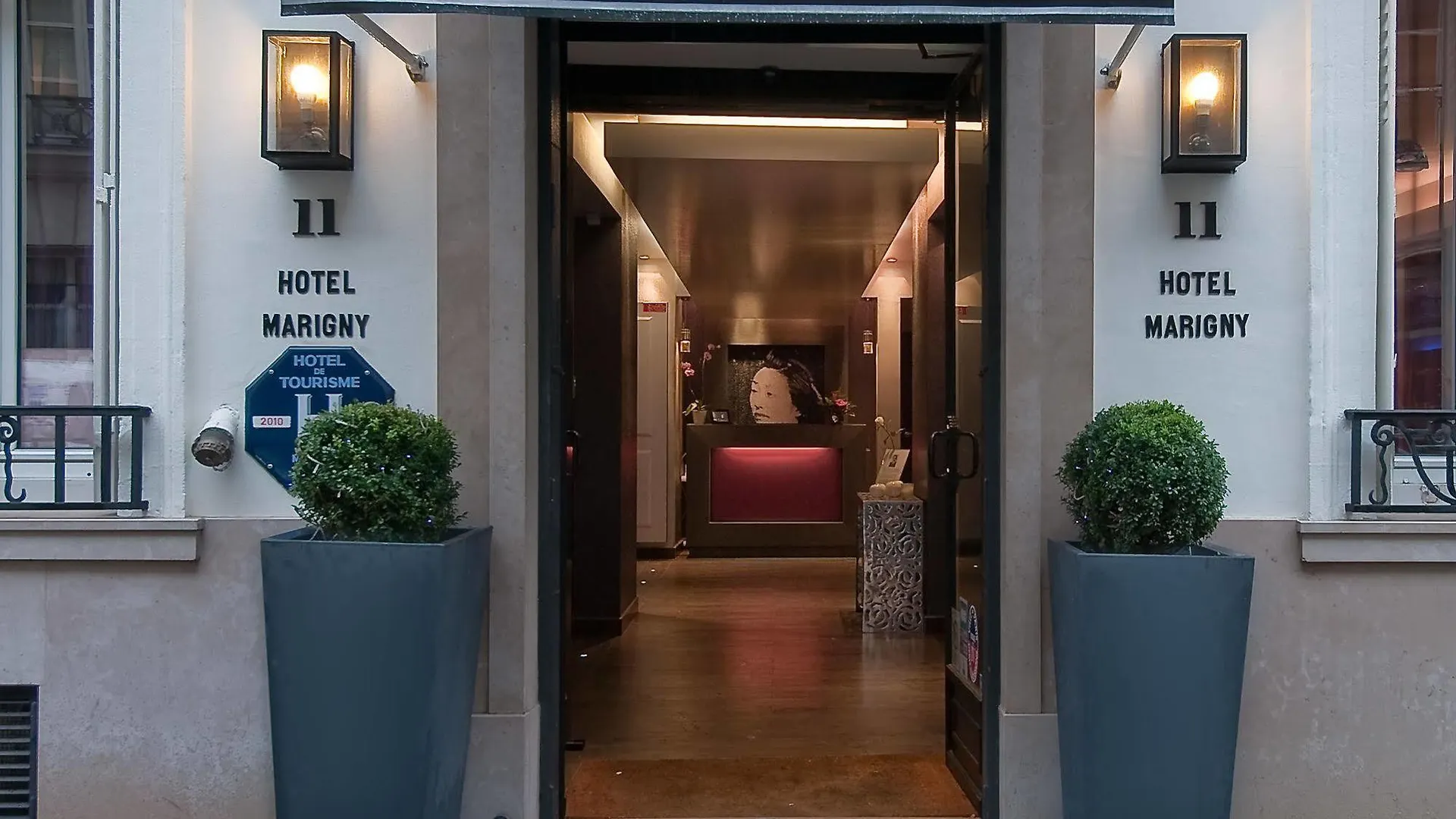 Opéra Marigny 4* Parigi