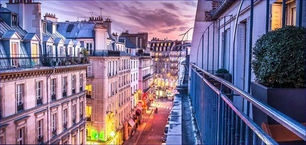 Opéra Marigny 4* Parigi
