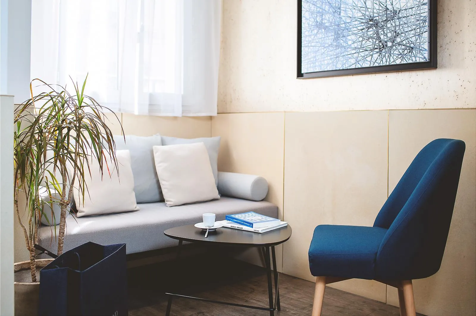 Opera Marigny Szálloda 4*